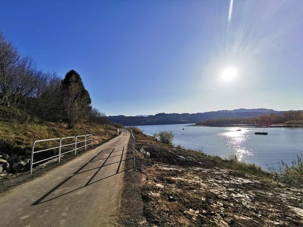 Ścieżka rowerowa wokół Jeziora Czorsztyńskiego